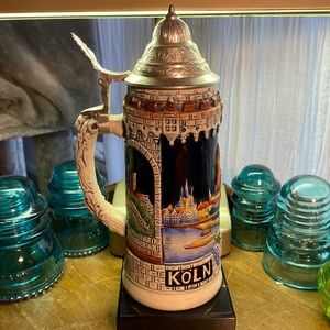 Vintage King Western Germany  Beer Stein-w-Petwer Lid!